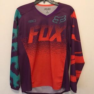 Woman’s Fox facing riding jersey